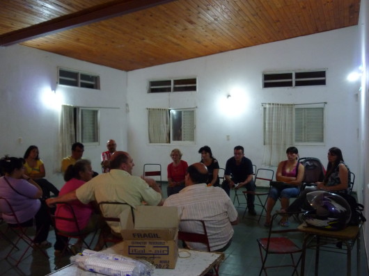 Pasar al Frente en el Centro comunitario en barrios Las Delicias